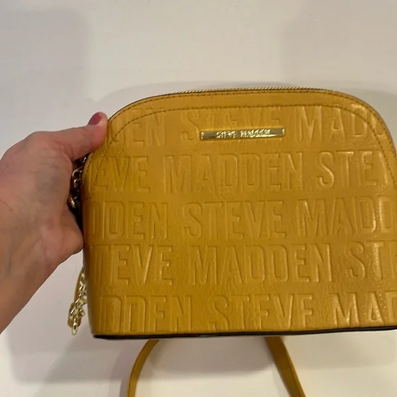 Steve Madden cross body purse faux leather yellow embossed spell out handbag - Picture 4 of 16